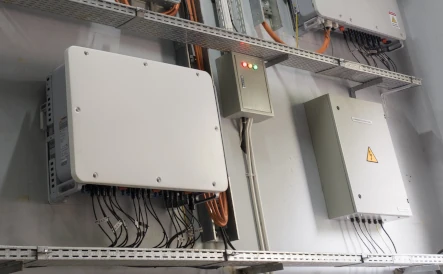 batterie physique d'un panneau solaire